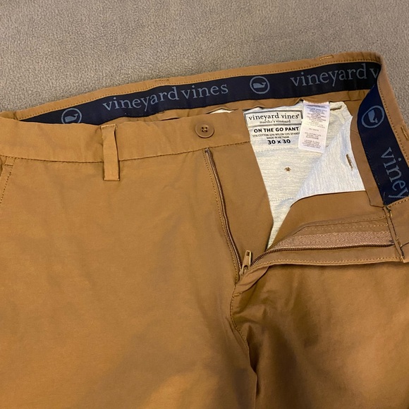 Vineyard Vines Men’s Performance Pants - Tan (30x30) - Picture 5 of 5